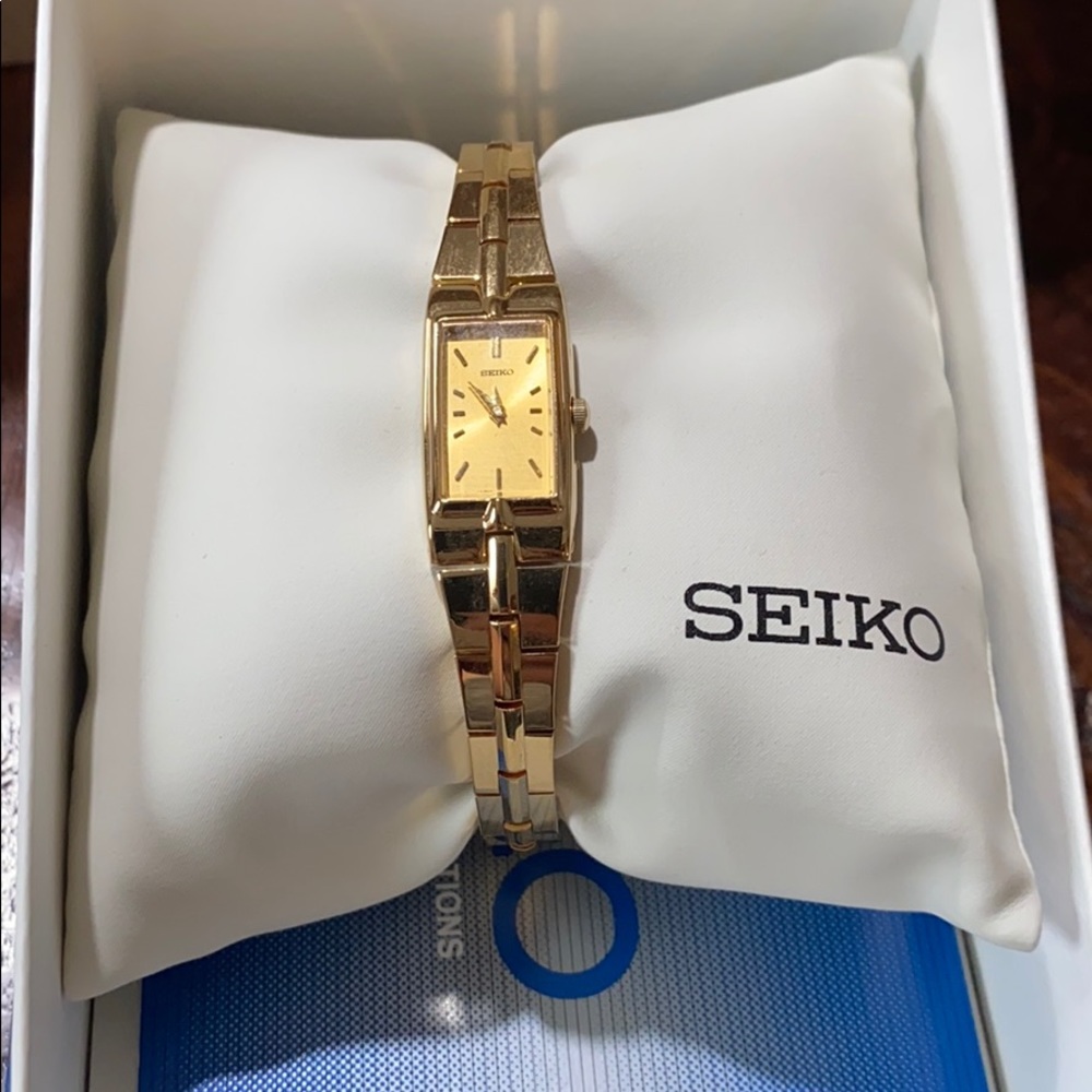 Seiko gold women’s watch